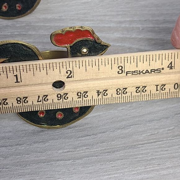 Vintage Set Of 4 Brass Black Red Enamel Rooster Napkin Ring Holders India - Picture 5 of 5